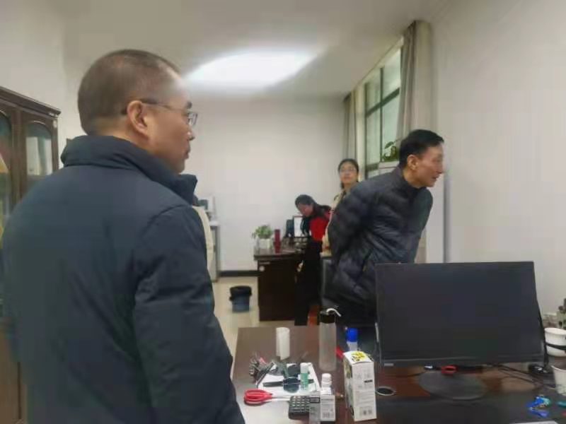 ��־����쳤�����ϰ��һ���߷ø�����